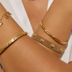 Seashell Gold Bracelet